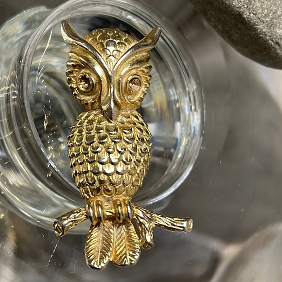 Vintage Owl Brooch Sphinx Jewelry - Picture 10 of 10